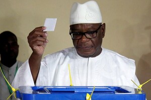 Переворот в Мали: президент подал в отставку после захвата его военными