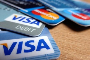 Россия готовится к отключению Visa и MasterCard из-за санкций США