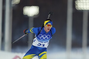 Капитан сборной Украины по биатлону Пидручный выиграл медаль в первой гонке после операции