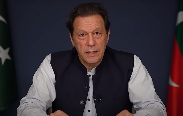 Бывший премьер Пакистана приговорен к трем годам заключения