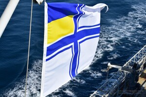 ВМС объявили временные коридоры для торговых судов из украинских портов