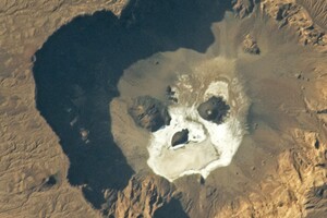 Астронавт сделал фотографию жуткого «черепа» в Сахаре