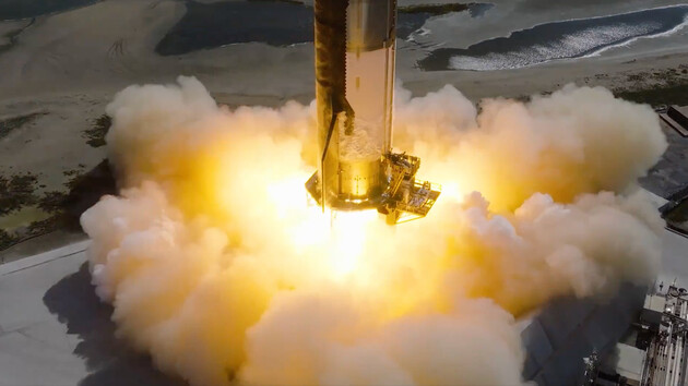 SpaceX протестировала двигатели гигантской ракеты Starship перед третьим испытательным полетом: видео