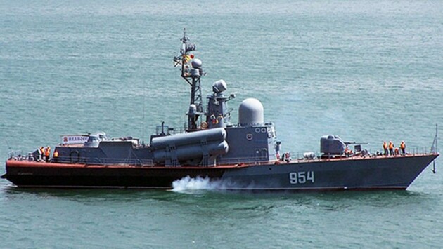 Черноморский флот уязвим: британская разведка спрогнозировала, какие последствия для россиян будет иметь потеря 
