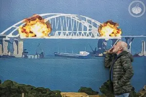 Литовский дипломат призвал «успеть сфотографироваться» на крымском мосту