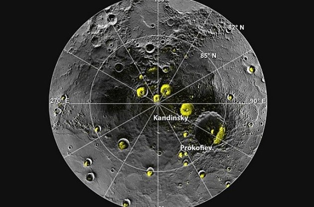 В полярных кратерах Меркурия обнаружили гигантские запасы воды