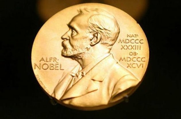 Нобелевские лауреаты выступили против присуждения Евросоюзу премии мира