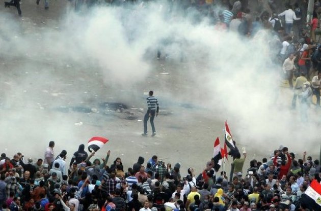 США призвали Египет принять конституцию 