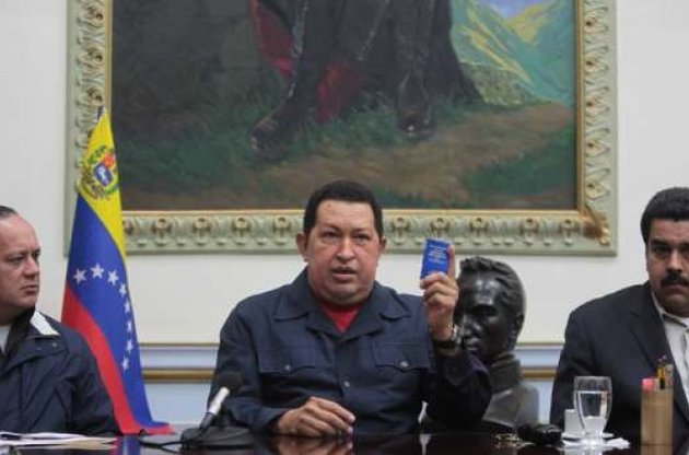 Уго Чавесу предстоит новая операция. Он впервые назвал имя своего преемника