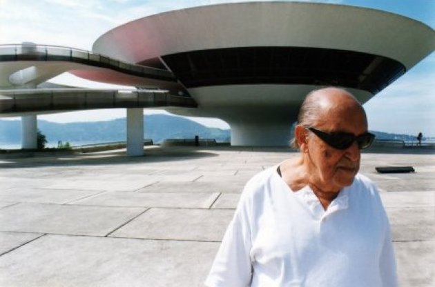 Знаменитый бразильский архитектор Нимейер скончался в возрасте 104 лет