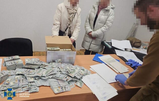 Дело на миллион долларов: СБУ задержала сотрудника ТЦК Черниговской области
