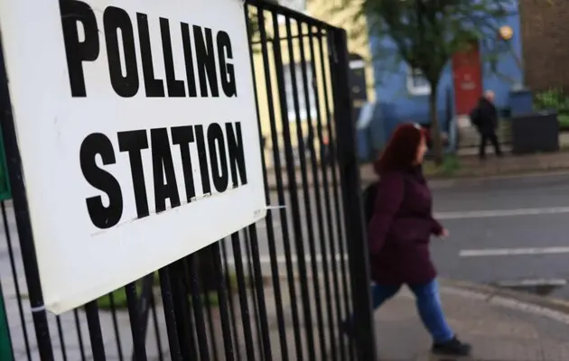Местные выборы в Британии: Оппозиционная Лейбористская партия нанесла серьезный удар руководящим консерваторам Сунака